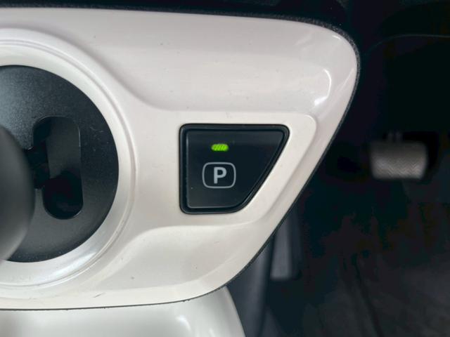 プリウス Aツーリングセレクション 純正9インチナビ フルセグTV CD DVD Bluetooth バックカメラ ETC トヨタセーフティセンス 車線逸脱警報 ヒルディセントコントロール パーキングアシスト 純正17インチアルミ(28枚目)