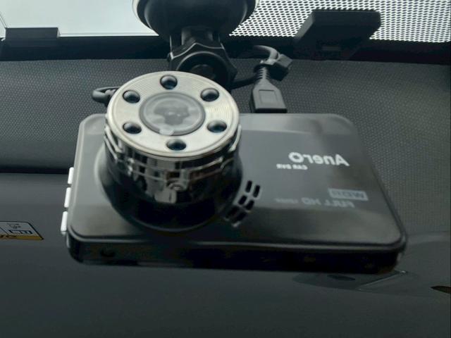 プリウス Aツーリングセレクション 純正9インチナビ フルセグTV CD DVD Bluetooth バックカメラ ETC トヨタセーフティセンス 車線逸脱警報 ヒルディセントコントロール パーキングアシスト 純正17インチアルミ(29枚目)