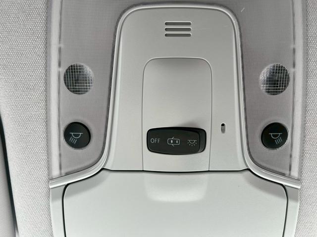 プリウス Aツーリングセレクション 純正9インチナビ フルセグTV CD DVD Bluetooth バックカメラ ETC トヨタセーフティセンス 車線逸脱警報 ヒルディセントコントロール パーキングアシスト 純正17インチアルミ(35枚目)