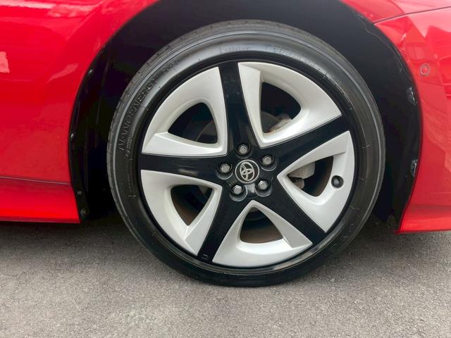 プリウス Aツーリングセレクション 純正9インチナビ フルセグTV CD DVD Bluetooth バックカメラ ETC トヨタセーフティセンス 車線逸脱警報 ヒルディセントコントロール パーキングアシスト 純正17インチアルミ(42枚目)
