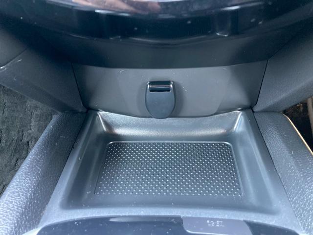 エクストレイル 20X エマージェンシーブレーキパッケージ 純正ナビ フルセグTV CD DVD Blu-ray Bluetooth バックカメラ ETC 合革シート シートヒーター 純正17インチアルミ エマージェンシーブレーキ プッシュスタート LED(32枚目)