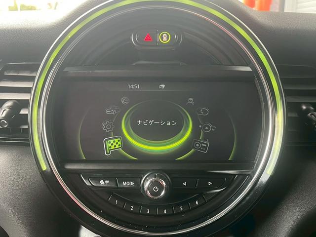 MINI クーパーS 純正ナビ Bluetooth Bカメラ アイドリングストップ オートライト クルコン プッシュスタート スペアキー 純正16インチアルミ アクティブヘッドライト ETC インテリジェントセーフティー(16枚目)