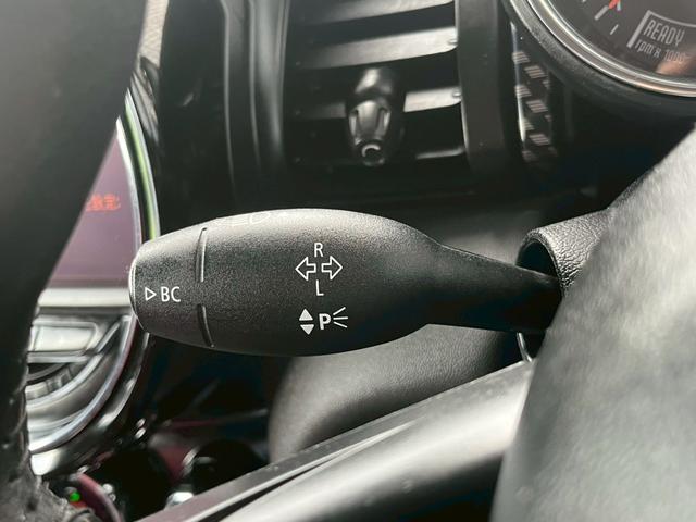 MINI クーパーS 純正ナビ Bluetooth Bカメラ アイドリングストップ オートライト クルコン プッシュスタート スペアキー 純正16インチアルミ アクティブヘッドライト ETC インテリジェントセーフティー(24枚目)