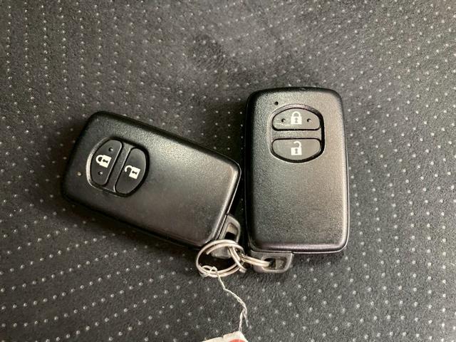 プリウス S 純正ナビ ワンセグTV Bluetooth ETC バックカメラ プッシュスタート スペアキー有 純正15インチアルミ オートライト(37枚目)