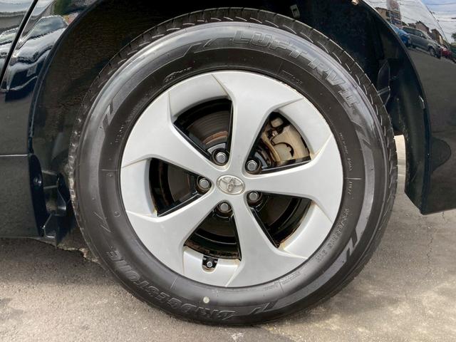 プリウス S 純正ナビ ワンセグTV Bluetooth ETC バックカメラ プッシュスタート スペアキー有 純正15インチアルミ オートライト(41枚目)