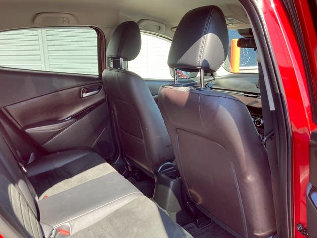 デミオ 13Sツーリング Lパッケージ 純正ナビ CD DVD Bluetooth ETC バックカメラ クルコン 純正15インチアルミ スマートシティブレーキアシスト 車線逸脱防止警報 シートヒーター アイドリングストップ(11枚目)