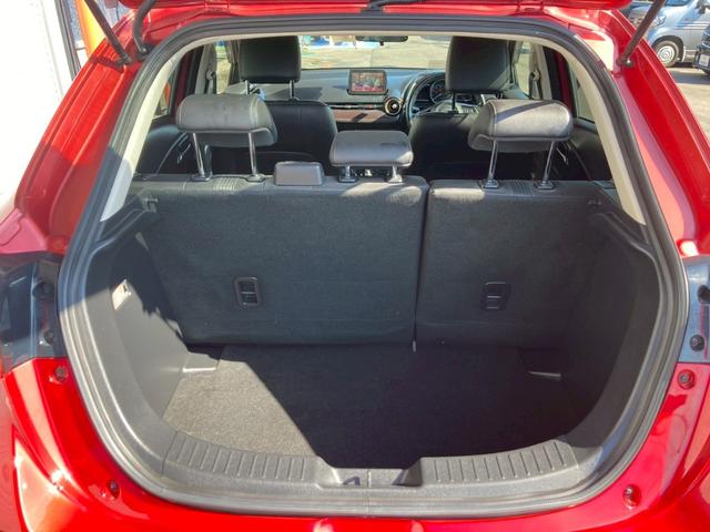 デミオ 13Sツーリング Lパッケージ 純正ナビ CD DVD Bluetooth ETC バックカメラ クルコン 純正15インチアルミ スマートシティブレーキアシスト 車線逸脱防止警報 シートヒーター アイドリングストップ(15枚目)