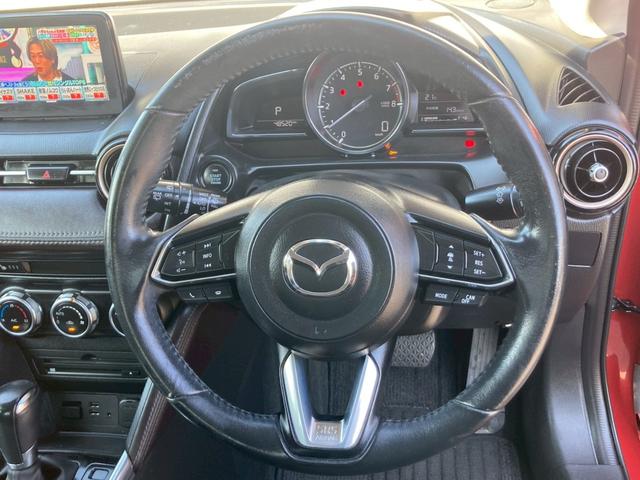 デミオ 13Sツーリング Lパッケージ 純正ナビ CD DVD Bluetooth ETC バックカメラ クルコン 純正15インチアルミ スマートシティブレーキアシスト 車線逸脱防止警報 シートヒーター アイドリングストップ(24枚目)