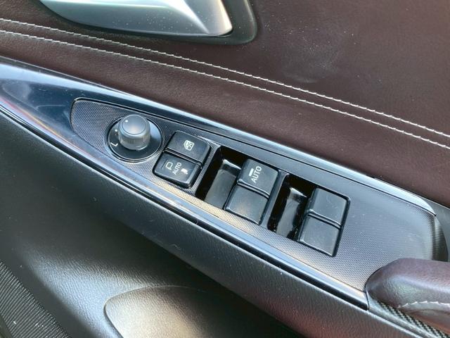 デミオ 13Sツーリング Lパッケージ 純正ナビ CD DVD Bluetooth ETC バックカメラ クルコン 純正15インチアルミ スマートシティブレーキアシスト 車線逸脱防止警報 シートヒーター アイドリングストップ(35枚目)