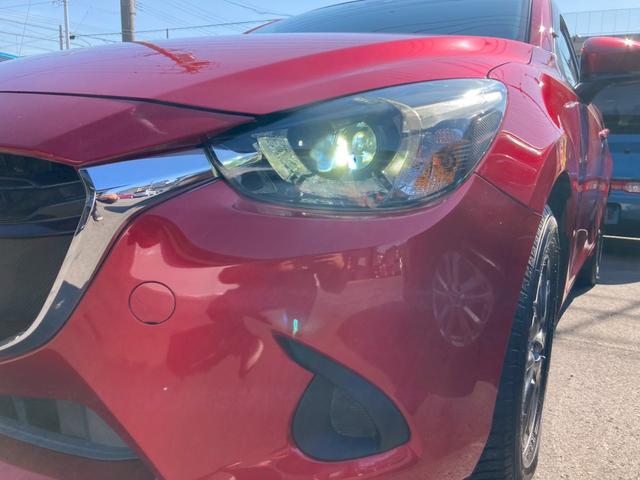 デミオ 13Sツーリング Lパッケージ 純正ナビ CD DVD Bluetooth ETC バックカメラ クルコン 純正15インチアルミ スマートシティブレーキアシスト 車線逸脱防止警報 シートヒーター アイドリングストップ(39枚目)