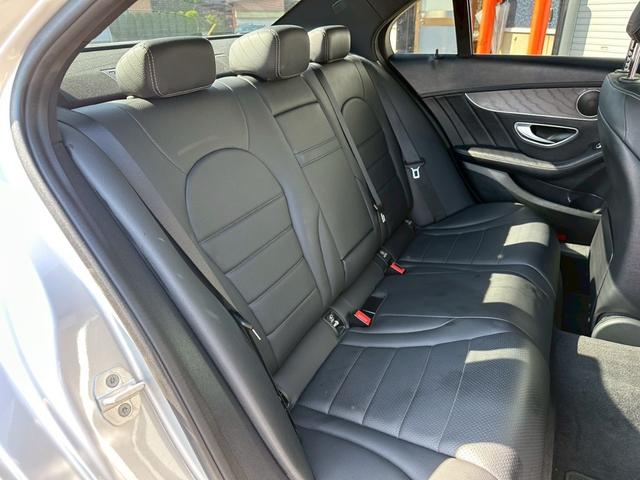 Cクラス C220dアバンギャルド AMGライン プレミアムパッケージ 純正8.4インチワイドナビ Bluetooth パワーシート シートヒーター パワーバックドア HUD アクティブパーキングアシスト スペアキー レーダークルコン(8枚目)