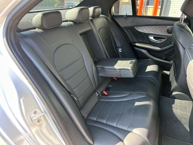 Cクラス C220dアバンギャルド AMGライン プレミアムパッケージ 純正8.4インチワイドナビ Bluetooth パワーシート シートヒーター パワーバックドア HUD アクティブパーキングアシスト スペアキー レーダークルコン(9枚目)