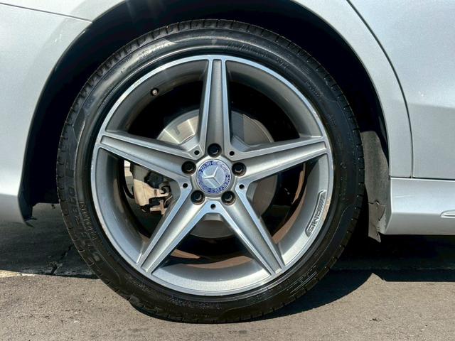 Cクラス C220dアバンギャルド AMGライン プレミアムパッケージ 純正8.4インチワイドナビ Bluetooth パワーシート シートヒーター パワーバックドア HUD アクティブパーキングアシスト スペアキー レーダークルコン(46枚目)