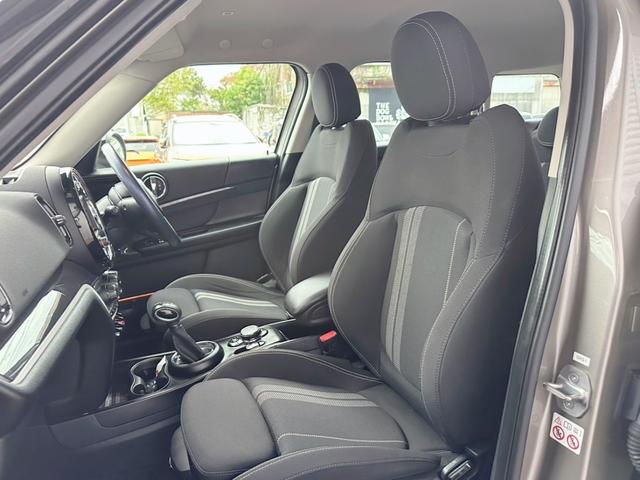 遠方からのお問い合わせも大歓迎です！車両について画像よりさらに詳しく知りたい・お手続きの方法等、スタッフ直接お問い合わせください！【ホームページからお問い合わせＯＫ】【ＬＩＮＥ問い合わせあり】