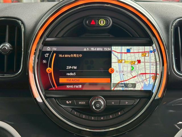 ☆純正ナビ装備☆お出掛けに必須のナビ装備！純正のものが装備しております♪オーディオ機能も付いて便利です！【ナビ付中古車】【ナビ付き中古車】