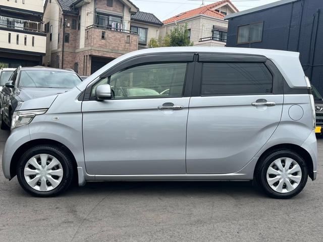 Ｎ－ＷＧＮ Ｇ・Ｌパッケージ　ＳＤナビ　フルセグＴＶ　バックカメラ　Ｂｌｕｅｔｏｏｔｈ　ＣＤ　ＤＶＤ　ＥＴＣ　ベンチシート　シティブレーキアクティブシステム　ＵＳＢ接続　プッシュスタート　アイドリングストップ　オートライト（4枚目）