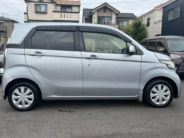 Ｎ－ＷＧＮ Ｇ・Ｌパッケージ　ＳＤナビ　フルセグＴＶ　バックカメラ　Ｂｌｕｅｔｏｏｔｈ　ＣＤ　ＤＶＤ　ＥＴＣ　ベンチシート　シティブレーキアクティブシステム　ＵＳＢ接続　プッシュスタート　アイドリングストップ　オートライト（5枚目）