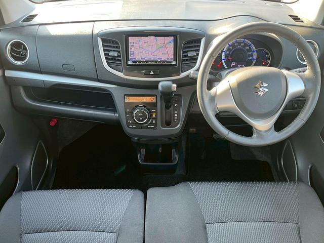 ワゴンRスティングレー ナビ フルセグTV CD DVD Bluetooth バックカメラ オートライト ベンチシート アイドリングストップ 純正14インチアルミ プッシュスタート(3枚目)