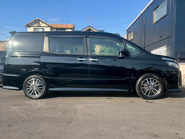 ヴォクシー ZS 煌 純正ナビ フルセグTV 11インチフリップダウンモニター CD DVD Bluetooth バックカメラ ETC セーフティセンス 両側電動スライドドア 純正16インチアルミ スペアキー有(5枚目)