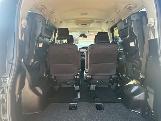 ヴォクシー ZS 煌 純正ナビ フルセグTV 11インチフリップダウンモニター CD DVD Bluetooth バックカメラ ETC セーフティセンス 両側電動スライドドア 純正16インチアルミ スペアキー有(13枚目)