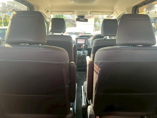 ヴォクシー ZS 煌 純正ナビ フルセグTV 11インチフリップダウンモニター CD DVD Bluetooth バックカメラ ETC セーフティセンス 両側電動スライドドア 純正16インチアルミ スペアキー有(15枚目)