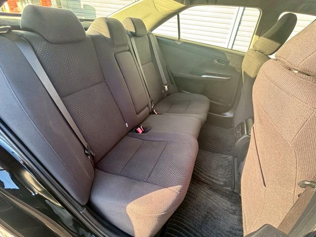 カムリ ハイブリッド　Ｇパッケージ　純正ナビ　フルセグＴＶ　ＣＤ　ＤＶＤ　Ｂｌｕｅｔｏｏｔｈ　バックカメラ　ＥＴＣ　前後ドラレコ　プッシュスタート　純正１７インチアルミ　パワーシート（7枚目）