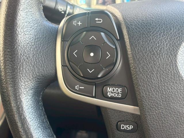 カムリ ハイブリッド　Ｇパッケージ　純正ナビ　フルセグＴＶ　ＣＤ　ＤＶＤ　Ｂｌｕｅｔｏｏｔｈ　バックカメラ　ＥＴＣ　前後ドラレコ　プッシュスタート　純正１７インチアルミ　パワーシート（17枚目）