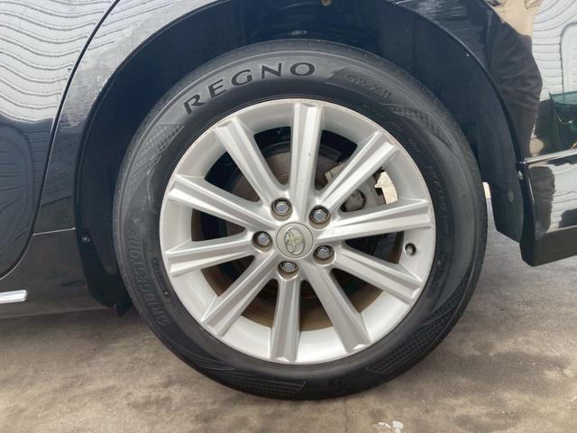 カムリ ハイブリッド　Ｇパッケージ　純正ナビ　フルセグＴＶ　ＣＤ　ＤＶＤ　Ｂｌｕｅｔｏｏｔｈ　バックカメラ　ＥＴＣ　前後ドラレコ　プッシュスタート　純正１７インチアルミ　パワーシート（36枚目）