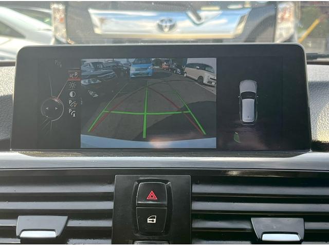 駐車時に大活躍のバックモニター！駐車が不安な方でもどこでも安心して運転するために必須の装備です♪【バックカメラ付き中古車】