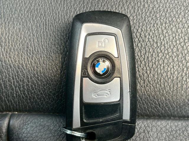 鍵を取り出さなくてもロック＆解除が可能なスマートキー！エンジンはプッシュスタートボタンで始動可能！【名古屋市中古車会社】【名古屋市中古車販売】【名古屋市中古車買取】