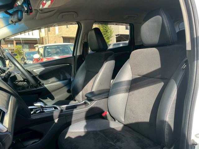 シャトル ハイブリッド 純正ナビ ワンセグTV CD DVD Bluetooth バックカメラ ETC ドラレコ ホンダセンシング 半革シート シートヒーター 純正16インチアルミ LEDライト アイドリングストップ(7枚目)