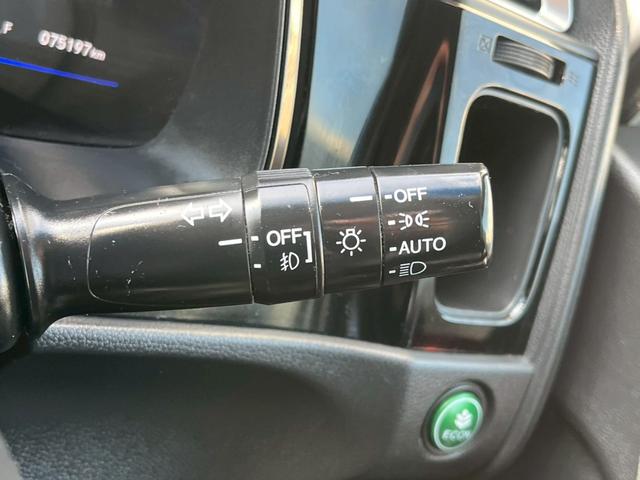 シャトル ハイブリッド 純正ナビ ワンセグTV CD DVD Bluetooth バックカメラ ETC ドラレコ ホンダセンシング 半革シート シートヒーター 純正16インチアルミ LEDライト アイドリングストップ(24枚目)