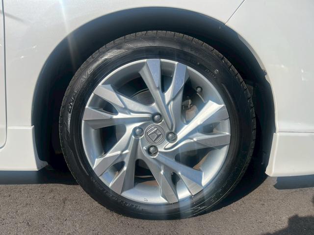 シャトル ハイブリッド 純正ナビ ワンセグTV CD DVD Bluetooth バックカメラ ETC ドラレコ ホンダセンシング 半革シート シートヒーター 純正16インチアルミ LEDライト アイドリングストップ(40枚目)