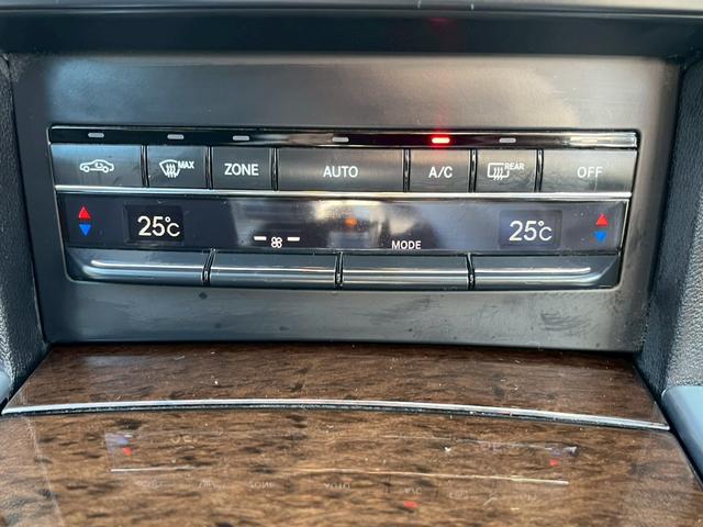 Eクラスステーションワゴン E250ブルーエフィシェンシーステーションワゴン 純正ナビ フルセグTV CD DVD Bluetooth バックカメラ ETC ドラレコ クルコン パワーバックゲート ブラインドスポットモニター 純正18インチアルミ キーレス ターボ(17枚目)