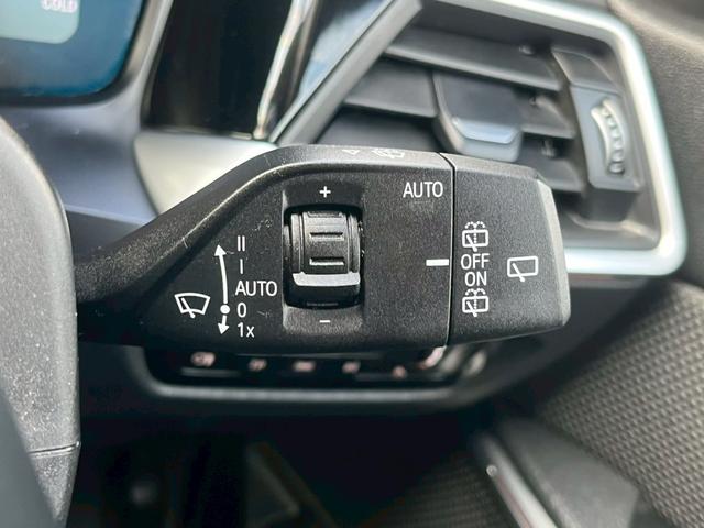 3シリーズ 320d xDriveツーリング Mスポーツ 純正10.25インチナビ ブラインドスポットモニター パノラマビュー Bluetooth 衝突軽減ブレーキ レーンキープアシスト クルコン 純正17インチアルミ ルーフレール ターボ(23枚目)