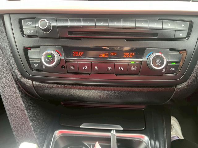 3シリーズ 320dブルーパフォーマンス ツーリング 純正ナビ CD DVD Bluetooth ETC 車線逸脱防止警報 レーンキープアシスト パワーバックゲート バックカメラ クルコン 純正16インチアルミ ターボ 踏み間違い防止機能(17枚目)