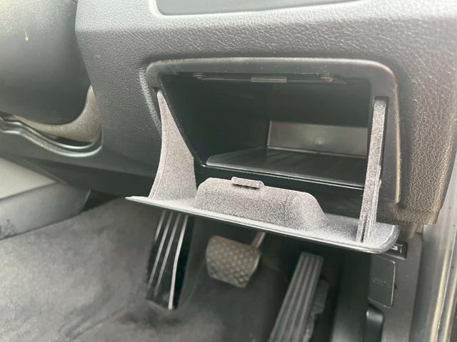 3シリーズ 320dブルーパフォーマンス ツーリング 純正ナビ CD DVD Bluetooth ETC 車線逸脱防止警報 レーンキープアシスト パワーバックゲート バックカメラ クルコン 純正16インチアルミ ターボ 踏み間違い防止機能(36枚目)