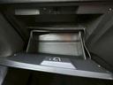 収納部分には車検証ケースやしまっておきたい私物など大容量収納可能!車種によって収納可能な場所や広さが違うところもポイントです♪【収納満載】【収納充実】