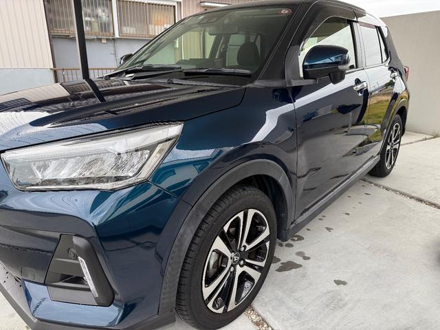 ロッキー Ｇ　純正９インチナビ　フルセグＴＶ　ＤＶＤ　シートヒーター　純正ドライブレコーダー　ＬＥＤヘッドライト　電動格納ミラー　ＥＴＣ　バックカメラ　純正１７インチアルミホイール（4枚目）