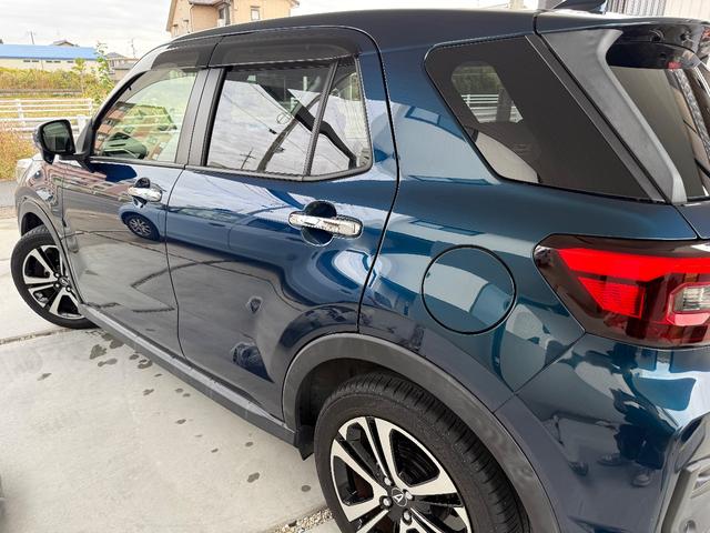 ロッキー Ｇ　純正９インチナビ　フルセグＴＶ　ＤＶＤ　シートヒーター　純正ドライブレコーダー　ＬＥＤヘッドライト　電動格納ミラー　ＥＴＣ　バックカメラ　純正１７インチアルミホイール（6枚目）