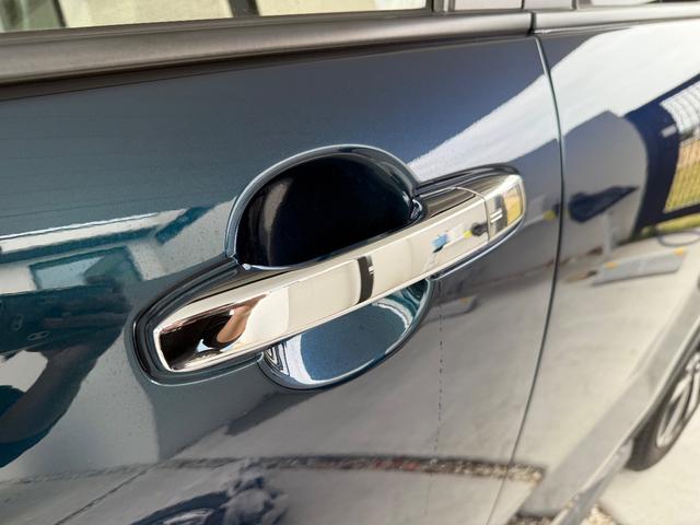 ロッキー Ｇ　純正９インチナビ　フルセグＴＶ　ＤＶＤ　シートヒーター　純正ドライブレコーダー　ＬＥＤヘッドライト　電動格納ミラー　ＥＴＣ　バックカメラ　純正１７インチアルミホイール（31枚目）