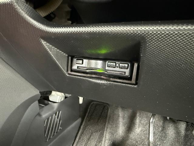 ロッキー Ｇ　純正９インチナビ　フルセグＴＶ　ＤＶＤ　シートヒーター　純正ドライブレコーダー　ＬＥＤヘッドライト　電動格納ミラー　ＥＴＣ　バックカメラ　純正１７インチアルミホイール（52枚目）