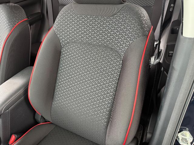 ロッキー Ｇ　純正９インチナビ　フルセグＴＶ　ＤＶＤ　シートヒーター　純正ドライブレコーダー　ＬＥＤヘッドライト　電動格納ミラー　ＥＴＣ　バックカメラ　純正１７インチアルミホイール（61枚目）