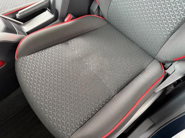 ロッキー Ｇ　純正９インチナビ　フルセグＴＶ　ＤＶＤ　シートヒーター　純正ドライブレコーダー　ＬＥＤヘッドライト　電動格納ミラー　ＥＴＣ　バックカメラ　純正１７インチアルミホイール（62枚目）