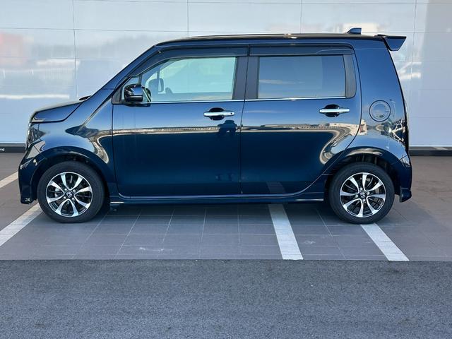 写真では分かり難いキズや凹みがある場合も御座います。現車の確認をオススメしておりますので、是非一度ご来店下さい。スタッフ一同お待ちしております。