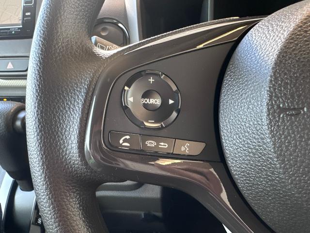 オーディオリモコンスイッチ搭載☆ハンドルを握ったままオーディオ操作が可能ですので、運転中に視線をそらさず安全運転が出来ます。