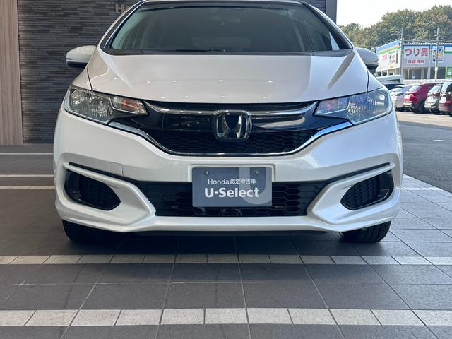 自宅に居ながらＰＣ・スマートフォンなどで商談可能です。Ｚｏｏｍ等を使用して、お客様と店舗をオンラインでつなぐサービスです。無料でご利用いただけますが、通信料が発生する場合も御座います。