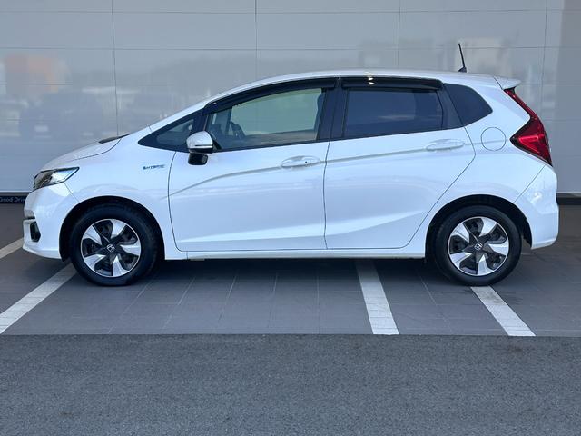 全国納車が出来ます。（納車は基本自走です。積載車をご希望の方は予めご相談下さい。別途費用が必要です。）お気軽にお問い合わせ下さい。（普通車で県外登録の場合、車庫証明申請はお客様へお願いしております）