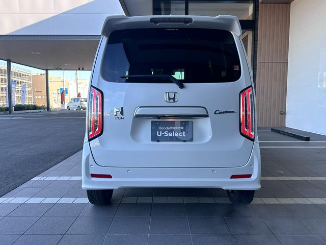 写真では分かり難いキズや凹みがある場合も御座います。現車の確認をオススメしておりますので、是非一度ご来店下さい。スタッフ一同お待ちしております。