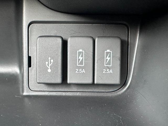 N-BOXカスタム Lターボ ギャザズナビ/リアカメラ/スマートキー/ETC/両側電動スライドドア/オートエアコン/LEDヘッドライト(オートライト機能付)/純正15インチアルミ/サイドカーテンエアバッグ&サイドエアバッグ/(9枚目)